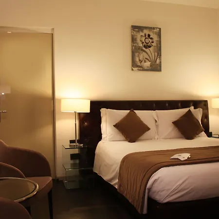 Piazza Del Gesu' Luxury 2* ローマ