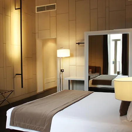Piazza Del Gesu' Luxury 2* ローマ
