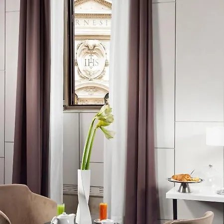 Piazza Del Gesu' Luxury 2* ローマ