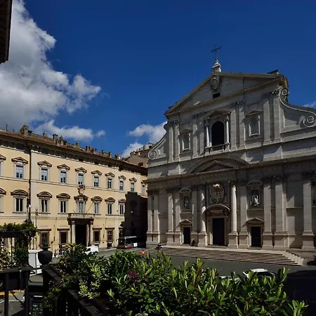 ゲストハウス Piazza Del Gesu' Luxury 2*