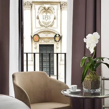 Piazza Del Gesu' Luxury 2*