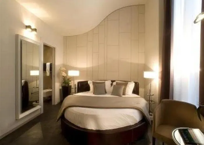 Piazza Del Gesu' Luxury