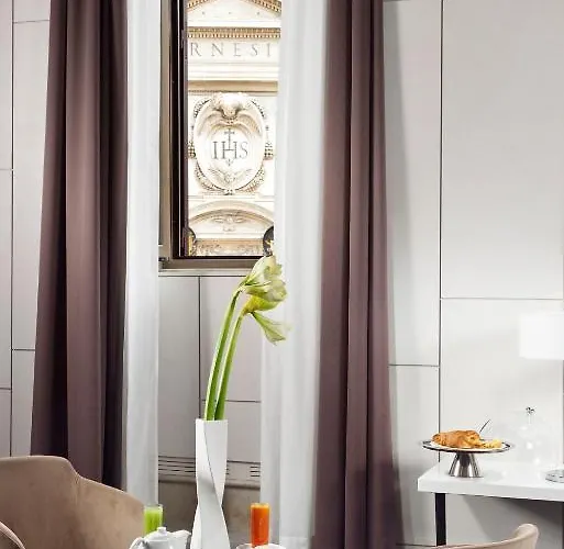 Piazza Del Gesu' Luxury 2* Rome