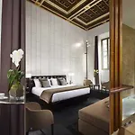 Pensión Piazza Del Gesu' Luxury 2*