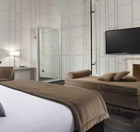 Affittacamere Piazza Del Gesu' Luxury 2*