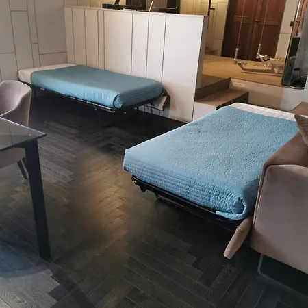 Piazza Del Gesu' Luxury Affittacamere 2*