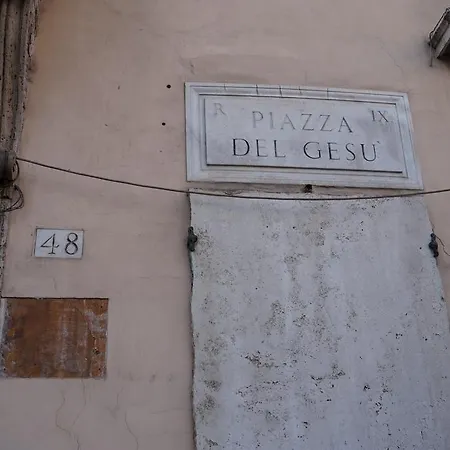 Piazza Del Gesu' Luxury