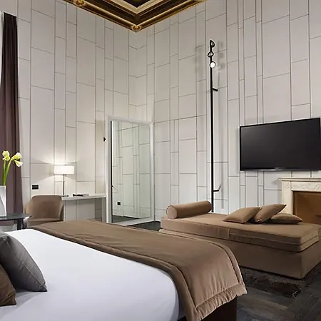 Piazza Del Gesu' Luxury 2* Roma