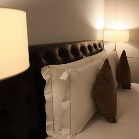 Gasthuis Piazza Del Gesu' Luxury 2*